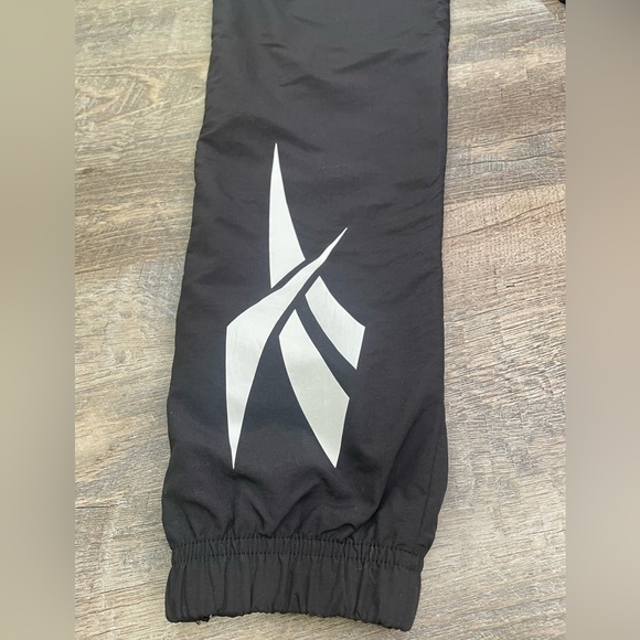 ❌SOLD❌ Classic XS Vector Tracksuit Bottoms - Picture 4 of 5